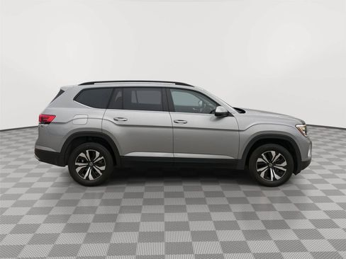 Certified 2024 Volkswagen Atlas SE AWD/4WD image 12
