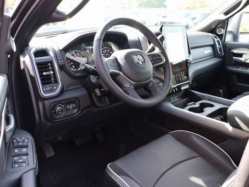 Used 2025 RAM 2500 Laramie image 15