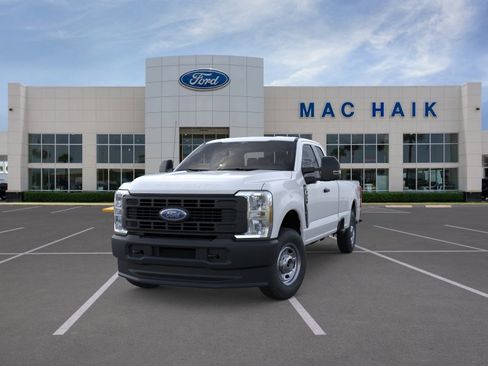 New 2025 Ford F250 XL w/ XL Driver Assist Package AWD/4WD image 2