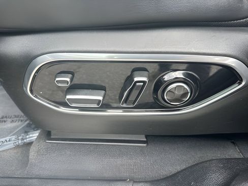 Used 2022 Jeep Grand Cherokee Summit w/ Adv Protech Group IV image 10