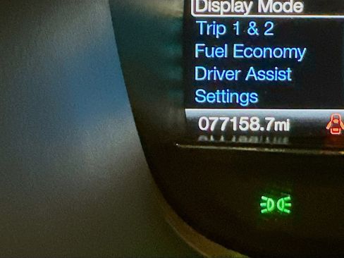 Used 2016 Ford Explorer XLT w/ Equipment Group 202A AWD/4WD image 19