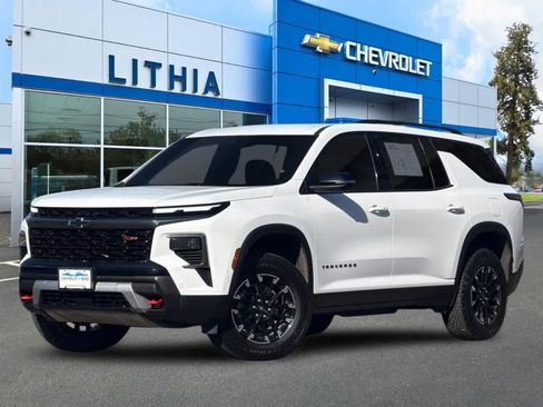 Used 2024 Chevrolet Traverse Z71 w/ Enhanced Driving Package AWD/4WD image 1