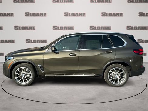 New 2026 BMW X5 xDrive40i w/ Climate Comfort Package image 2