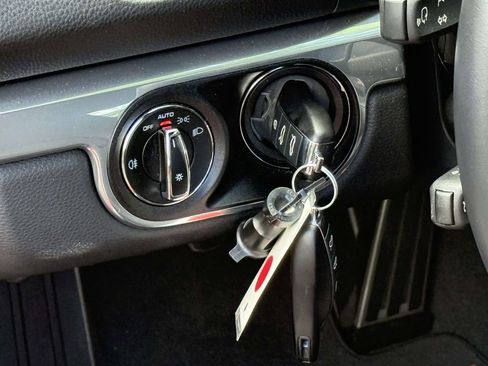 Used 2024 Porsche 718 Cayman image 14