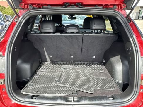 Used 2025 Jeep Compass Trailhawk AWD/4WD image 24