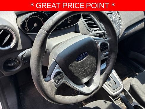 Used 2016 Ford Fiesta SE FWD image 10