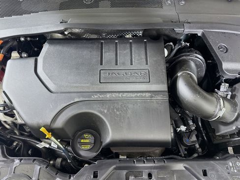 Used 2024 Jaguar E-PACE R-Dynamic SE image 39