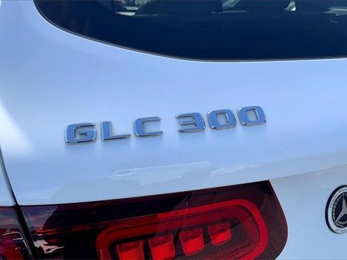 Certified 2021 Mercedes-Benz GLC 300 image 8