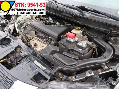 Used 2018 Nissan Rogue SV AWD/4WD image 22