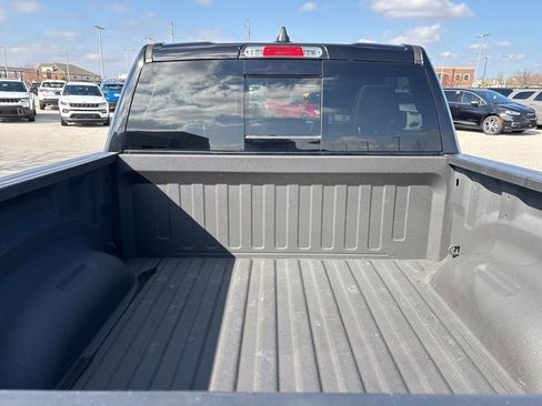 Certified 2022 RAM 1500 Limited w/ Body Color Bumper Group image 11