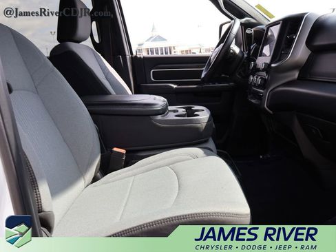 Used 2024 RAM 3500 Big Horn image 9