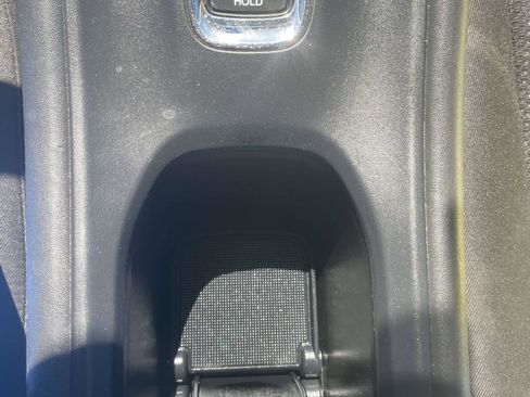 Used 2016 Honda HR-V EX image 29