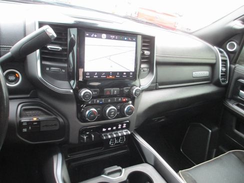 Used 2022 RAM 3500 Laramie image 28