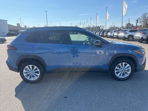 Used 2026 Toyota Corolla Cross LE image 6