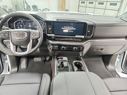 New 2026 GMC Sierra 1500 SLT w/ SLT Premium Plus Package image 27