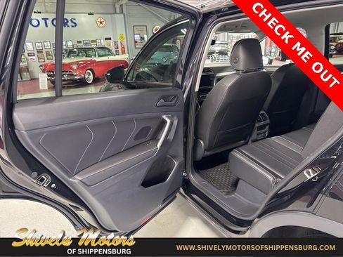 Used 2024 Volkswagen Tiguan SE image 24