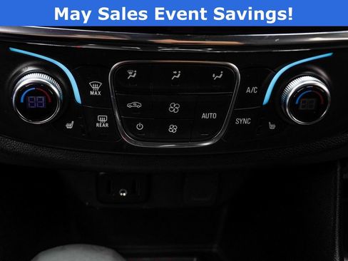 Used 2023 Chevrolet Traverse LT w/ LPO, Floor Liner Package AWD/4WD image 22
