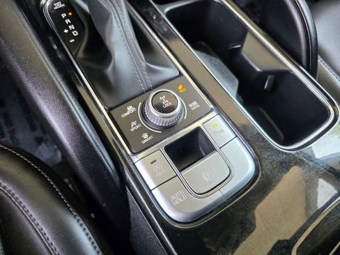 Used 2025 Kia Telluride S AWD/4WD image 32