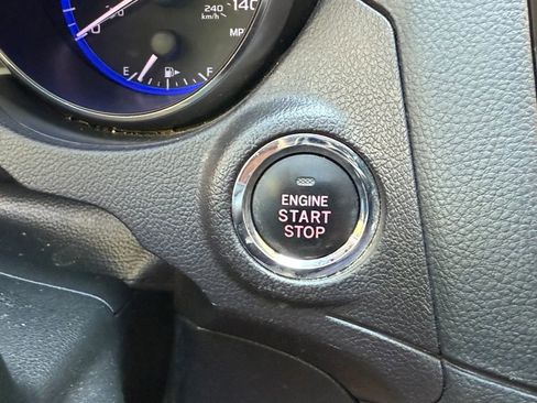 Used 2017 Subaru Outback 2.5i Touring image 32