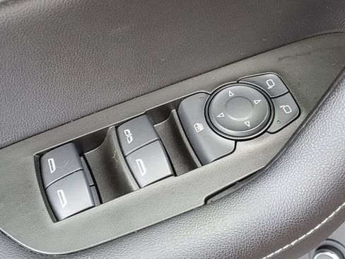 Certified 2024 Chevrolet Blazer LT w/ Convenience Package FWD image 16