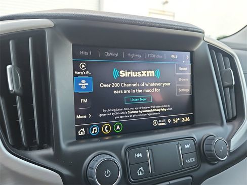 Used 2024 GMC Terrain SLE w/ Driver Convenience Package image 21