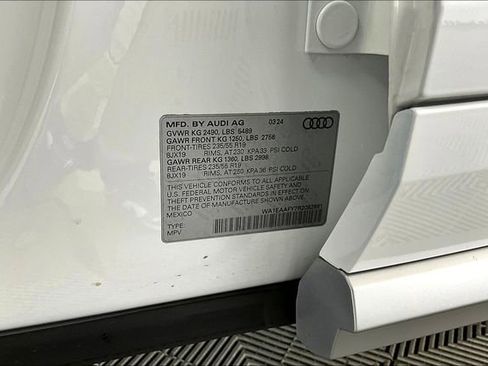 Used 2024 Audi Q5 2.0T Premium Plus image 32