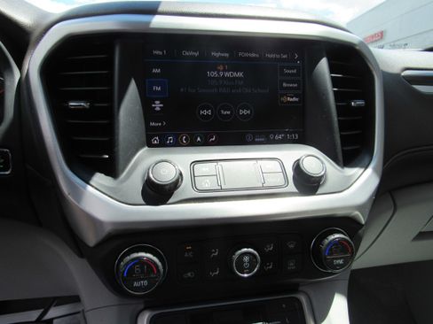 Used 2020 GMC Acadia SLT w/ Driver Alert Package II AWD/4WD image 22