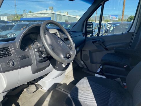 Used 2012 Mercedes-Benz Sprinter 2500 w/ Additional Battery Pkg image 11