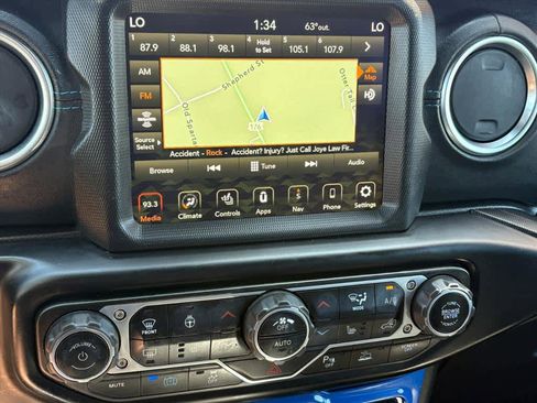 Used 2021 Jeep Wrangler Unlimited Rubicon 4xe w/ Steel Bumper Group image 14