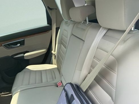 Used 2017 Honda CR-V EX image 16