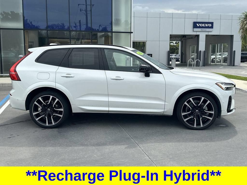 Certified 2024 Volvo XC60 T8 Ultimate w/ Protection Package Premier AWD/4WD image 5