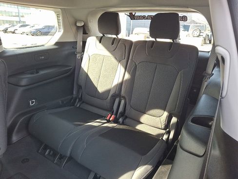 Used 2023 Jeep Grand Cherokee L Laredo w/ Luxury Tech Group I image 10