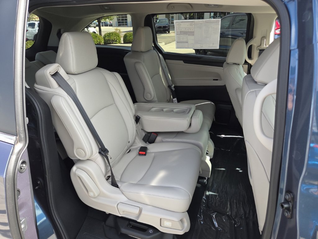 New 2027 Honda Odyssey EX-L image 10