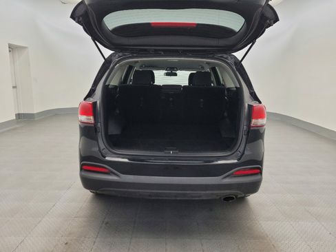 Used 2017 Kia Sorento L FWD image 29