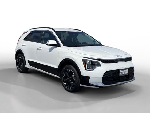 Used 2024 Kia Niro Wind FWD image 7