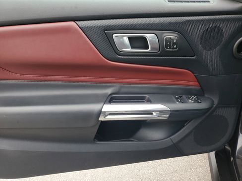 Used 2024 Ford Mustang GT Premium image 16