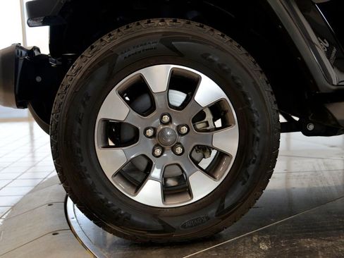 Used 2021 Jeep Wrangler Unlimited Sahara image 10