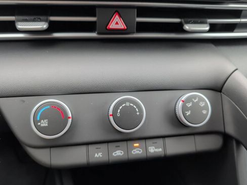 New 2026 Hyundai Elantra SE w/ Cargo Package image 16