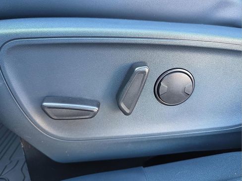 New 2026 Ford Maverick Lariat AWD/4WD image 16