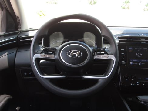 Used 2024 Hyundai Tucson SEL FWD image 24