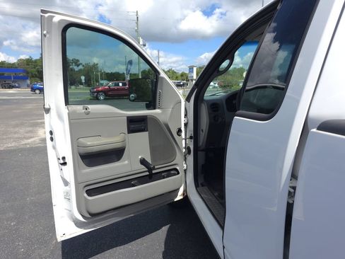 Used 2007 Ford F150 XL RWD image 10