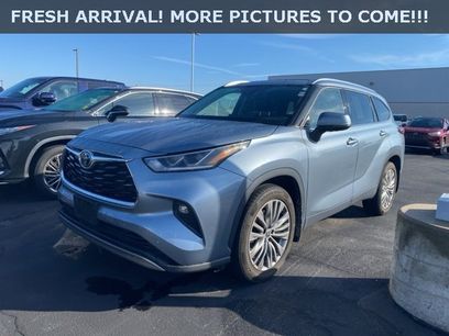Certified 2022 Toyota Highlander Platinum