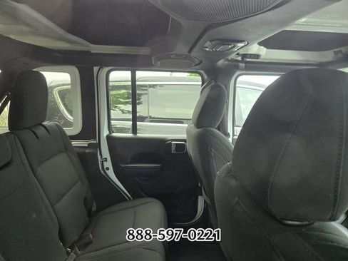 Used 2023 Jeep Wrangler Sport S AWD/4WD image 9