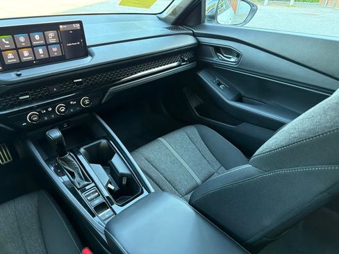 Used 2023 Honda Accord Sport image 26