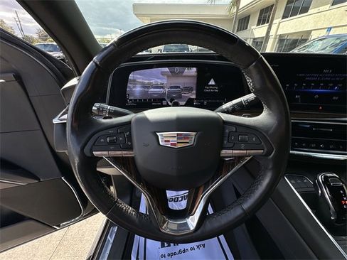 Certified 2024 Cadillac Escalade Premium Luxury image 22