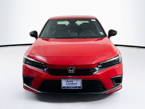 Used 2023 Honda Civic Sport image 2