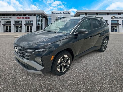 Used 2025 Hyundai Tucson SEL FWD image 1