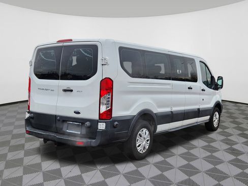 Used 2018 Ford Transit 350 XLT image 5