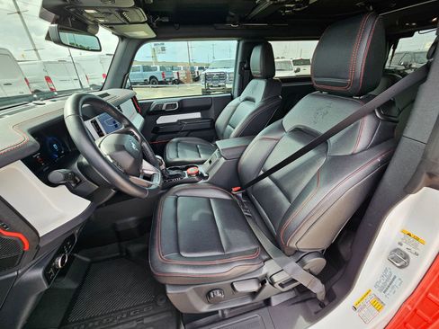Used 2025 Ford Bronco Stroppe Edition AWD/4WD image 14