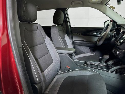 Used 2023 Chevrolet TrailBlazer LT w/ Convenience Package FWD image 27
